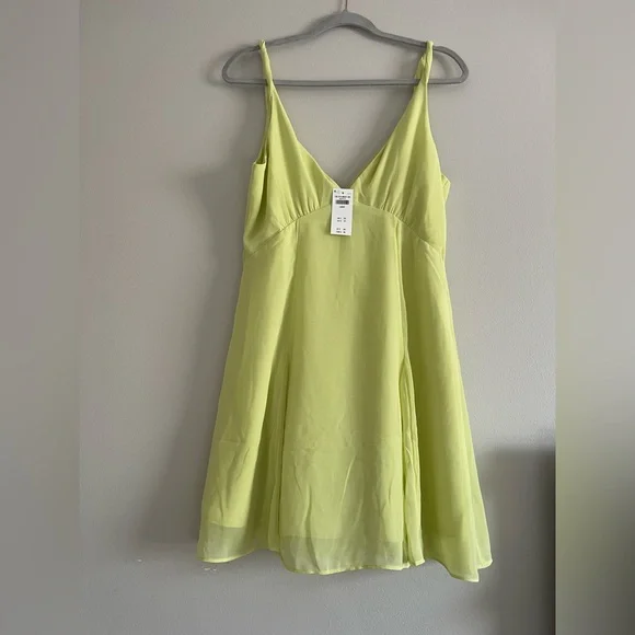 NWT Abercrombie & Fitch Lime Green Spaghetti Strap Dress - Picture 1 of 3